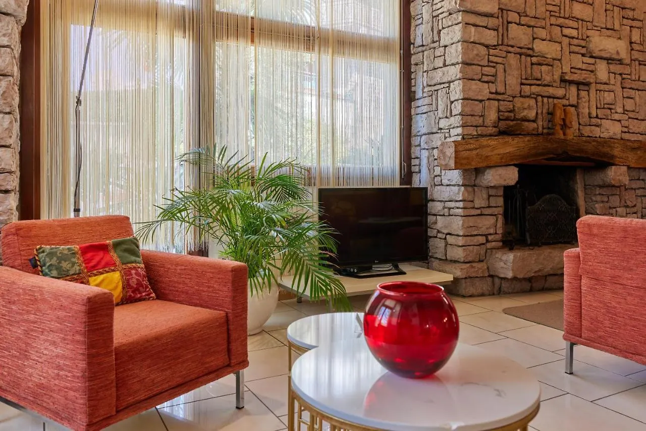 Eco Hotel Ariston マルチェージネ
