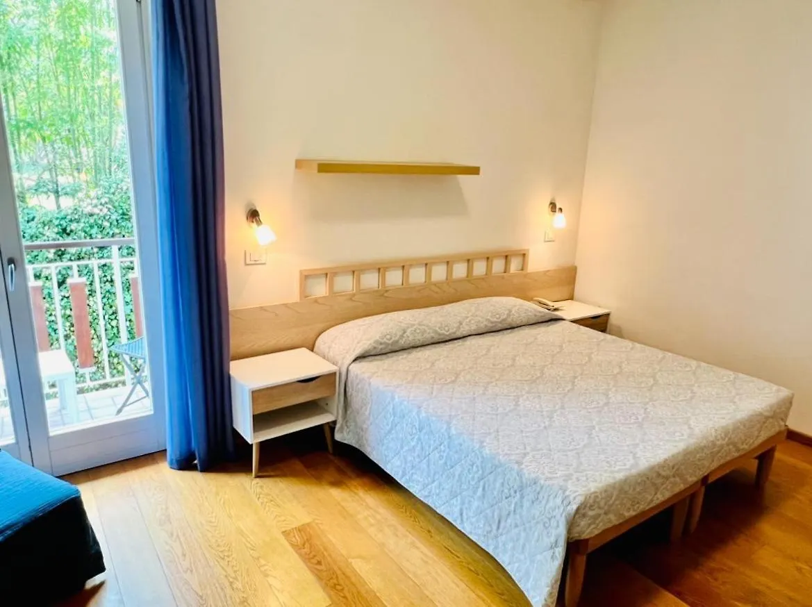 Eco Hotel Ariston マルチェージネ